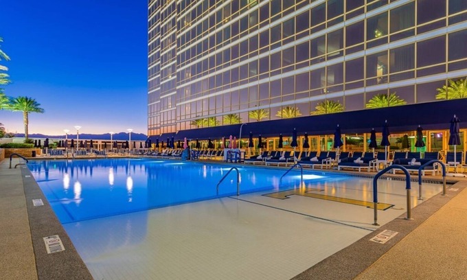 Las Vegas Apartment | Spacious hotel suite in marvelous Las Vegas with no resort fee, free coffee/WiFi