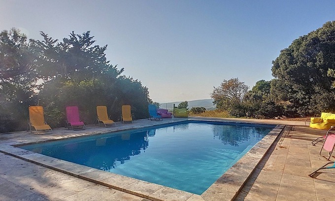 Le Castellet House | Spacious house with pool in Castellet