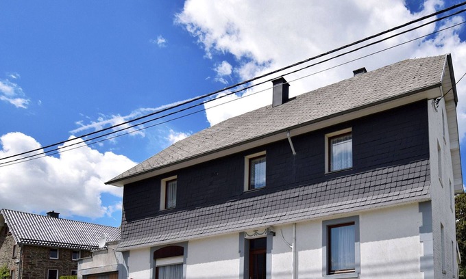 Kuchelscheid Villa | Spacious house with garden, in beautiful location between Ardennes, Eifel and High Fens