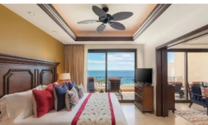 Los Cangrejos II y III Other | Spacious King Suite