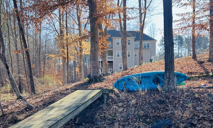 Barium Springs House | Spacious Lake Norman Waterfront with hot tub, game room, kayaks & SUPs!