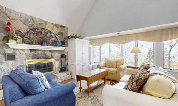 Holland Cottage | Spacious lakefront home with panoramic views and private beach