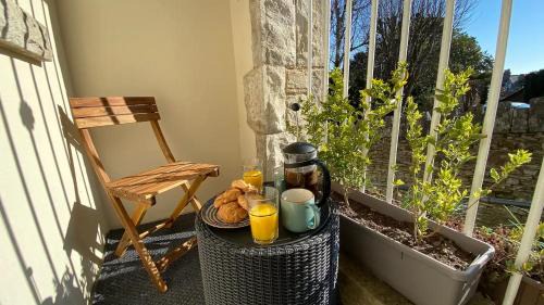 Swanage Apartment | Spacious luxury flat in Swanage, close to beach with parking