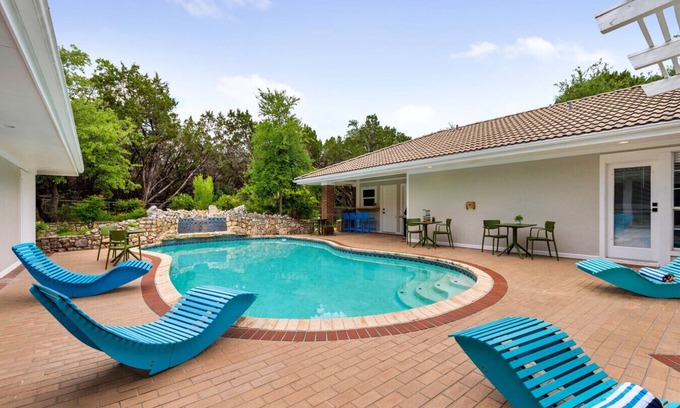 Glenlake House | Spacious Luxury Home with pool Near Lake Austin