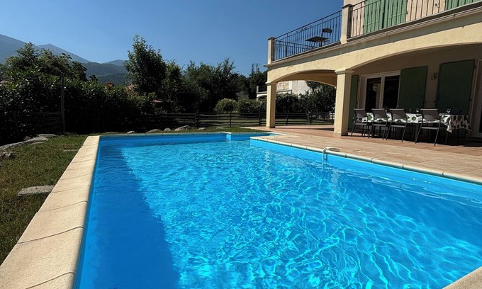 Fuilla Villa | Spacious Modern 4 bed Villa with Private Pool in Beautiful Mountain Village
