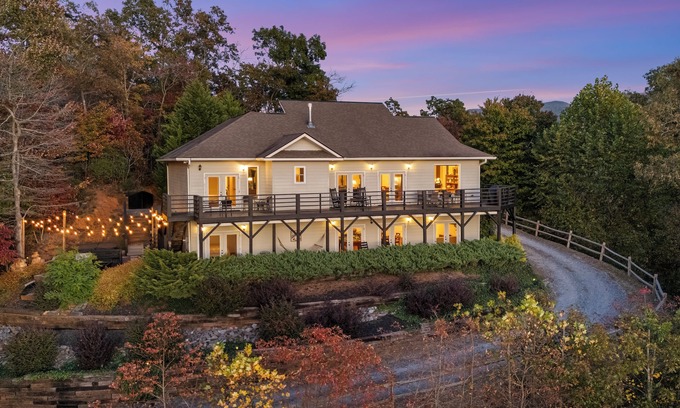 Marble House | Spacious Mountain Retreat with Stunning Views of the Blue Ridge Mountains