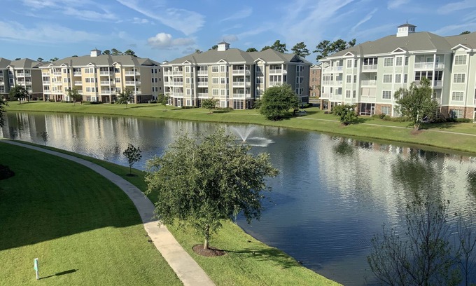 Myrtle Beach Villa | Spacious Myrtlewood Condo 2br, 2 Full BA With Lake View