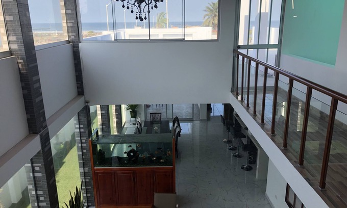Pisco House | Spacious Newer House By The Beach