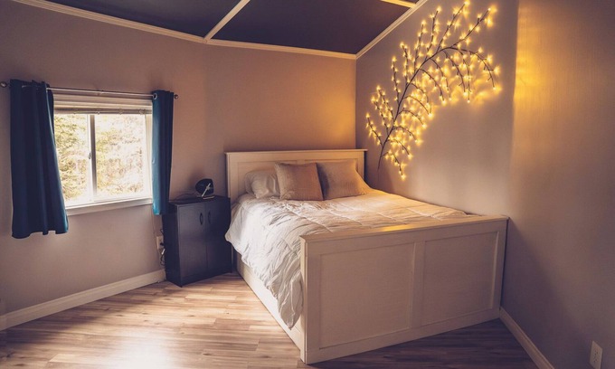 Kalifornsky House | Spacious, newly renovated home in the forest; close to world famous fishing.