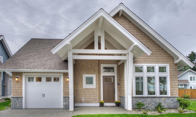 Regional District of Nanaimo House | Spacious Ocean View Cottage Steps from the Beach!