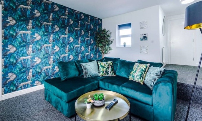 St Helens Apartment | Spacious One bed St Helens