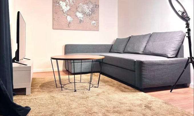 Haverstock Apartment | Spacious One Bedroom Apartment in Camden Town
