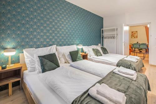 Penzing Apartment | Spacious & Peaceful 2 BR Apartment