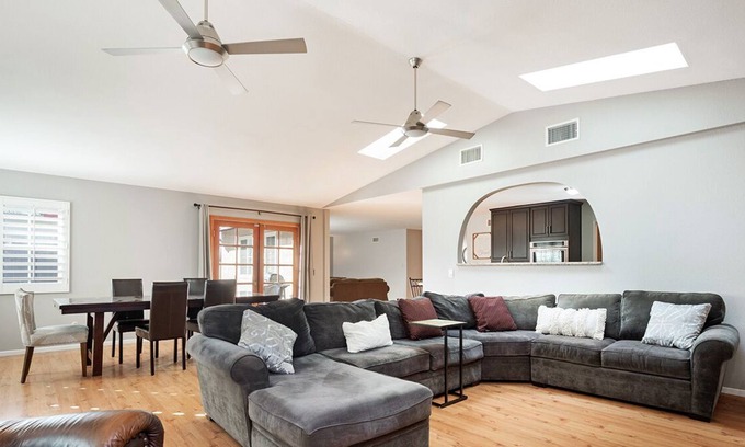 Chula Vista House | Spacious ranch style home just a short drive from San Diego's famous attractions