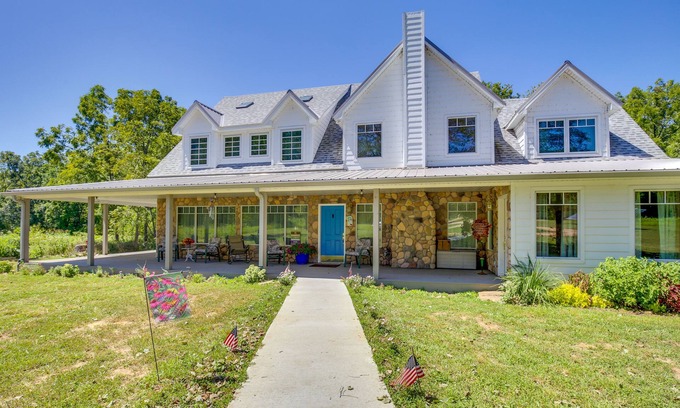 Shook House | Spacious & Secluded Shook Home w/Private Hot Tub!