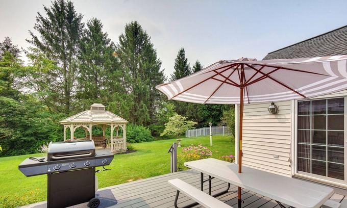 Park Forest Village House | Spacious State College Vacation Home: 4 Mi to PSU!