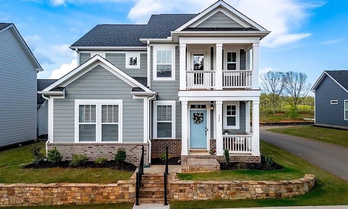 Central House | Spacious Stay Near Clemson – Perfect for Game Days & Getaways!