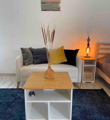 Atalaia Apartment | Spacious Studio in Sunny Villa Minutes to Beach