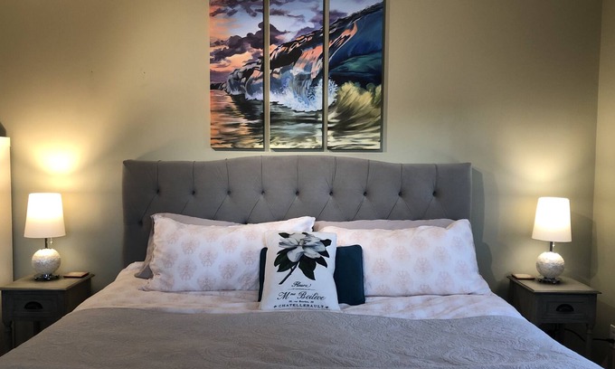 Weaverville Apartment | Spacious Studio with Private Entrance in a Large House, Nestled in the Trees.
