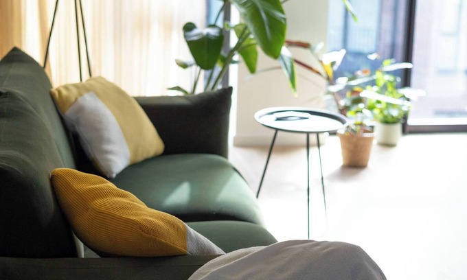 Tottenham Green Apartment | Spacious, Stylish Flat Near Stadium, 15 min from Soho