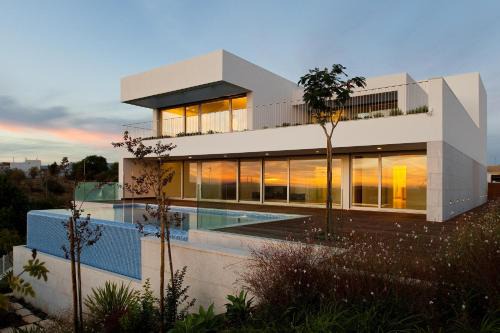 Penina Villa | Spacious sunset Villa with breathtaking view