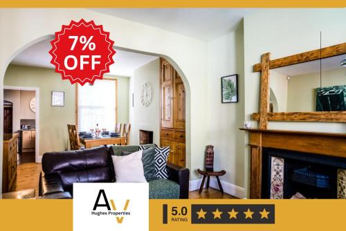 Northampton House | Spacious Two-Bedroom House - Fast Wi-Fi, Garden, Free Parking, Ideal for Business or leisure Stays By AV Hughes Properties