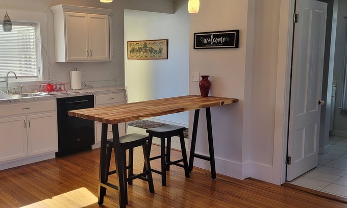Waldoboro Apartment | Spacious, Updated Apt in Village Home Across from Town Landing