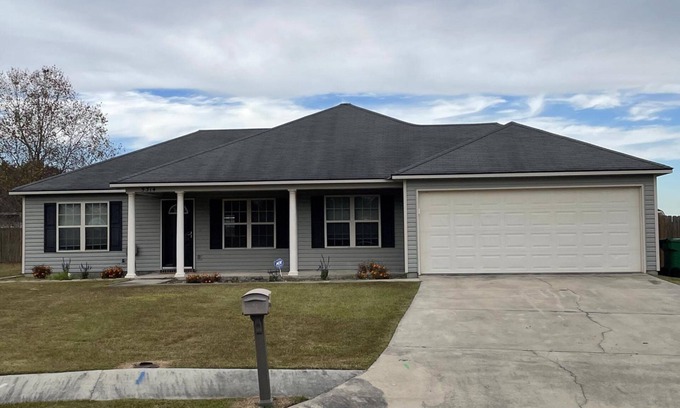 Valdosta House | Spacious Valdosta Getaway