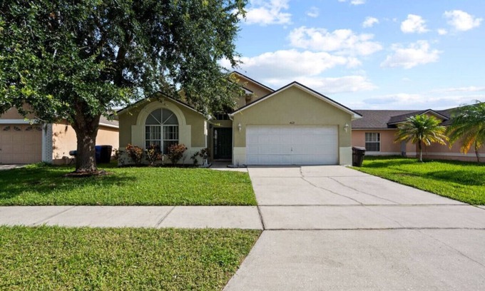 Eagle Pointe South House | Spacious Villa | Private Pool | Close to Shop