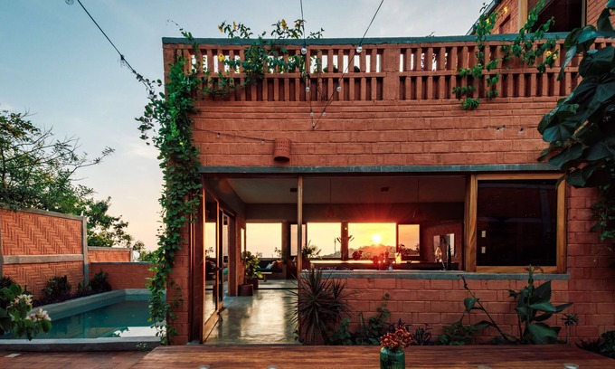 Puerto Angel Villa | Spacious villa with 7 bedrooms, 2 swimming pools, pool table & ocean views