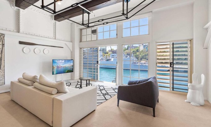 Woolloomooloo Apartment | Spacious Waterfront Luxury at Woolloomooloo Wharf