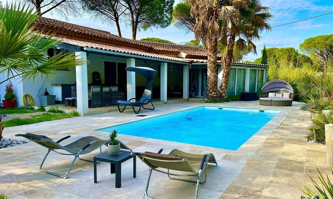 Vidauban House | Spacious, welcoming house with swimming pool.