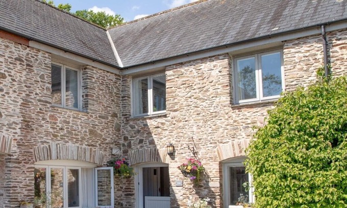 Chillington Cottage | Spacious, Well Equipped Cottage Near South Devon coast - Sleeps 10 (plus2)