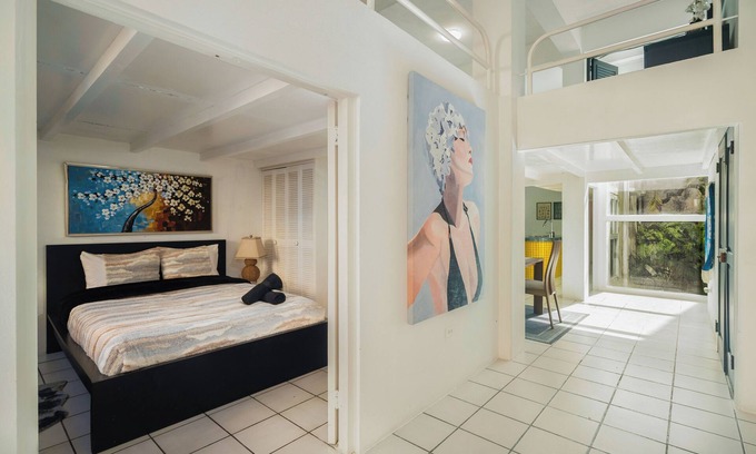 Mercado House | Spanish Duplex /Private Patio /Walk to Ocean