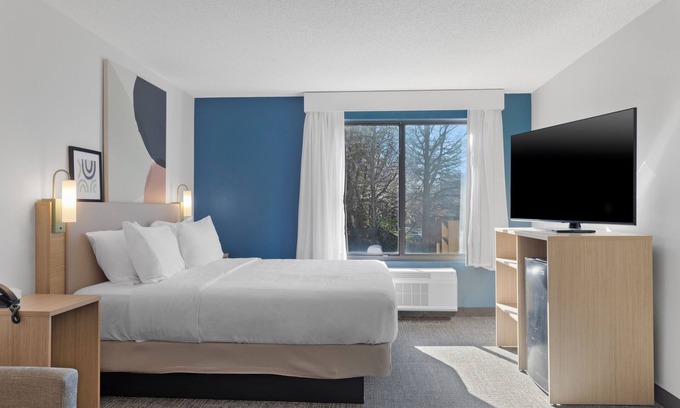 Greensboro Hotel | Spark by Hilton Greensboro