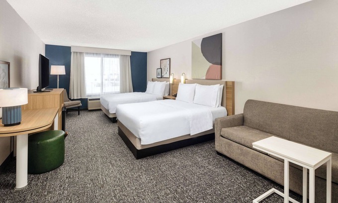 Salt Lake City Hotel | Spark by Hilton Salt Lake City Airport