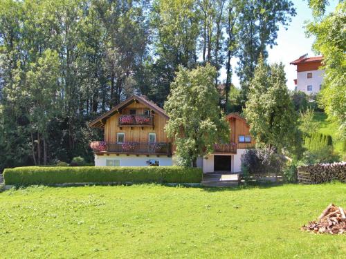 Angerberg Apartment | Special Apartment in Walchen with Private Terrace