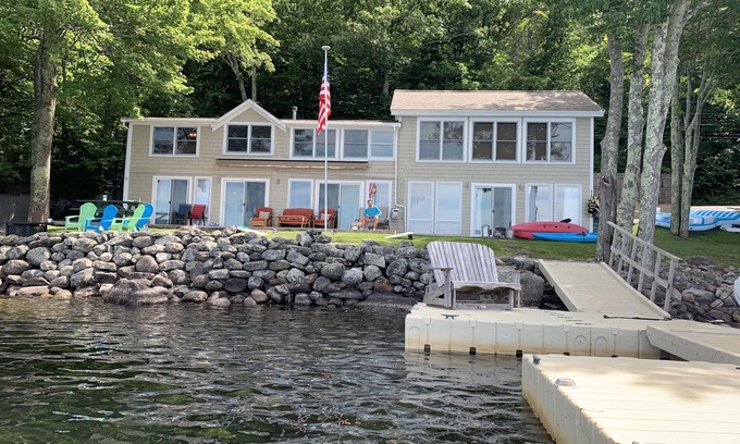 Camden House | Spectacular 4 BR/3 BA LakeHouse With Non-Stop Megunticook Lake views, sleeps 10