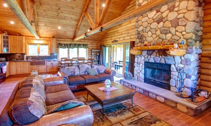 Margaretville Cabin | Spectacular 40 Acre Log Home