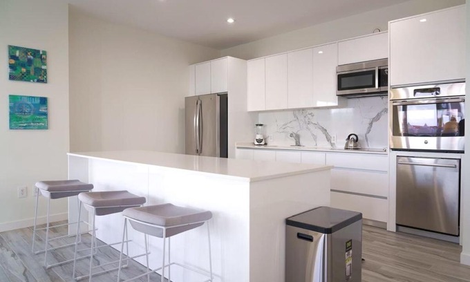 Palm Beach Apartment | Spectacular apartment in palm beach THE COVE