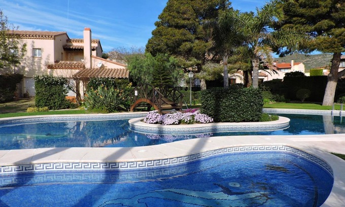 Bonmont Terres Noves Apartment | SPECTACULAR APARTMENT WITH GARDEN, PRIVATE BARBECUE AND COMMUNITY POOL