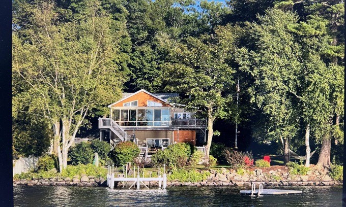 Manchester House | Spectacular Cobbossee Lakefront with Hot Tub&Dog Friendly