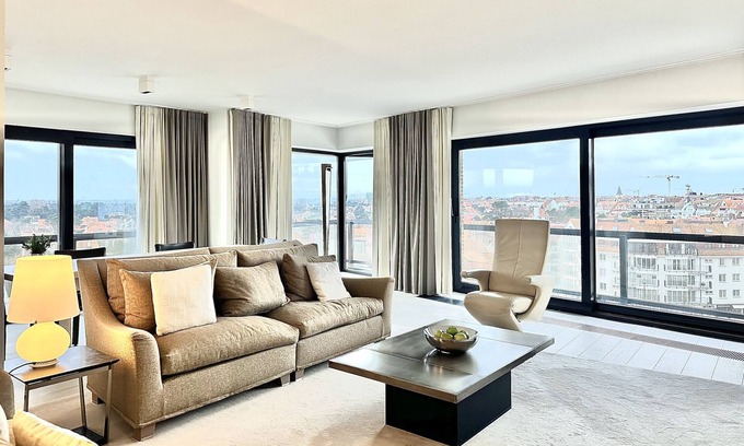 Het Zoute Apartment | Spectacular Knokke le Zoute Penthouse With sea View