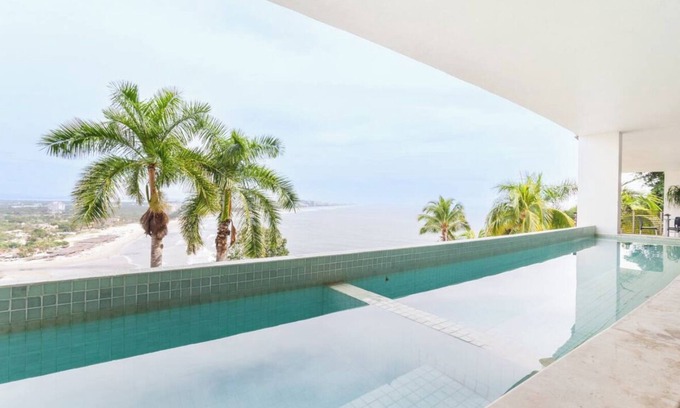 Puerto Marques House | Spectacular oceanfront apartment, ideal for families and friends!