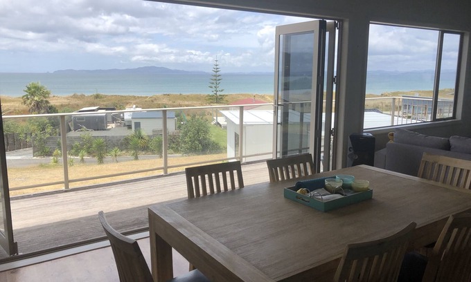 Karkari Peninsula House | Spectacular sea views