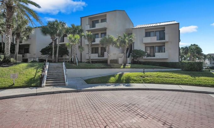 Sawgrass Condo | Spectacular Oceanfront Condo