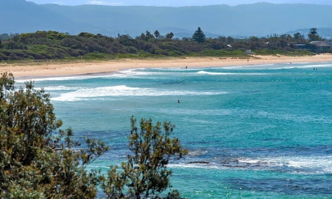 Shellharbour House | Spectacular Ocean Front home With Pool