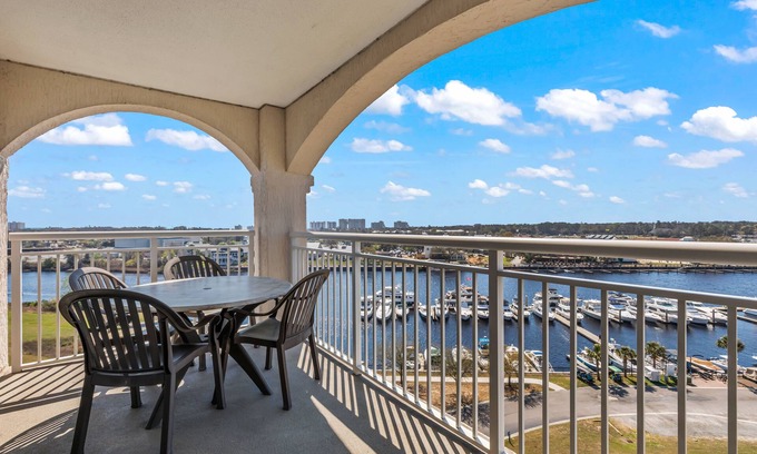 North Myrtle Beach Villa | Spectacular 3BD Corner Unit - Waterway Views - Large Square Footage
