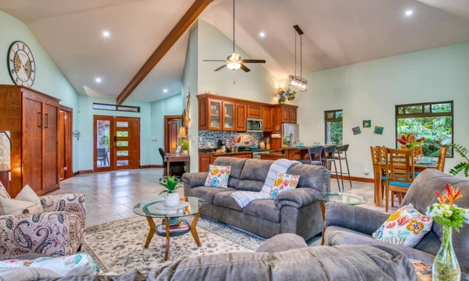 Tronadora Apartment | Spectacular Views! 3 Primary Suites & Hot Tub!