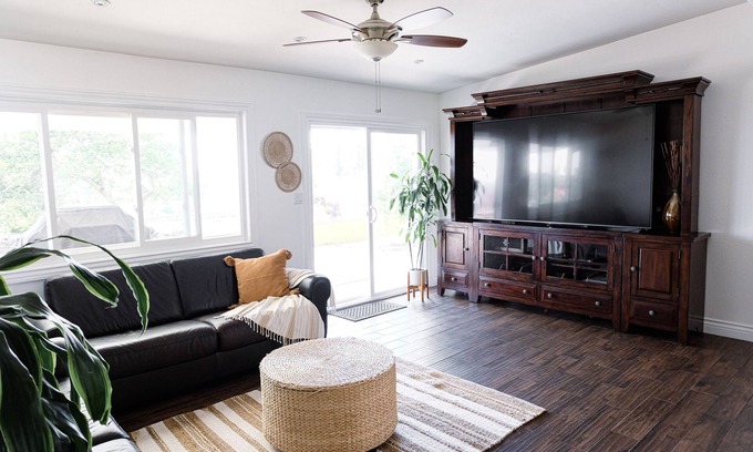 Chula Vista House | Spectacular Views and Comfort-Book Now! King Bed!
